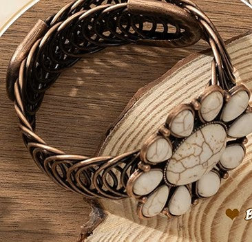 Stretchable Bracelet.