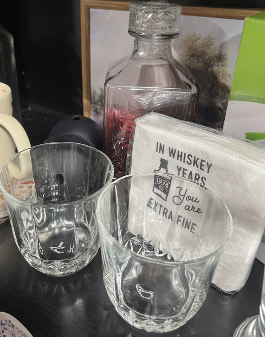 Beverage Set- Whiskey on the Rocks