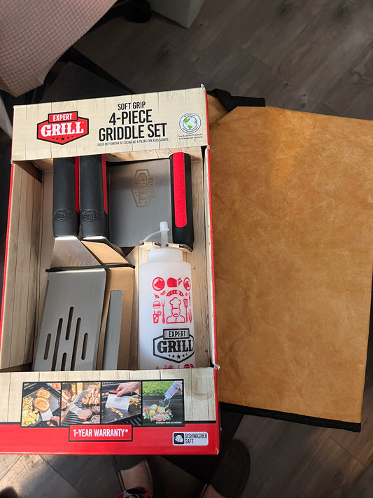 5 Piece Griddle Set & Zippered BBQ Bag
